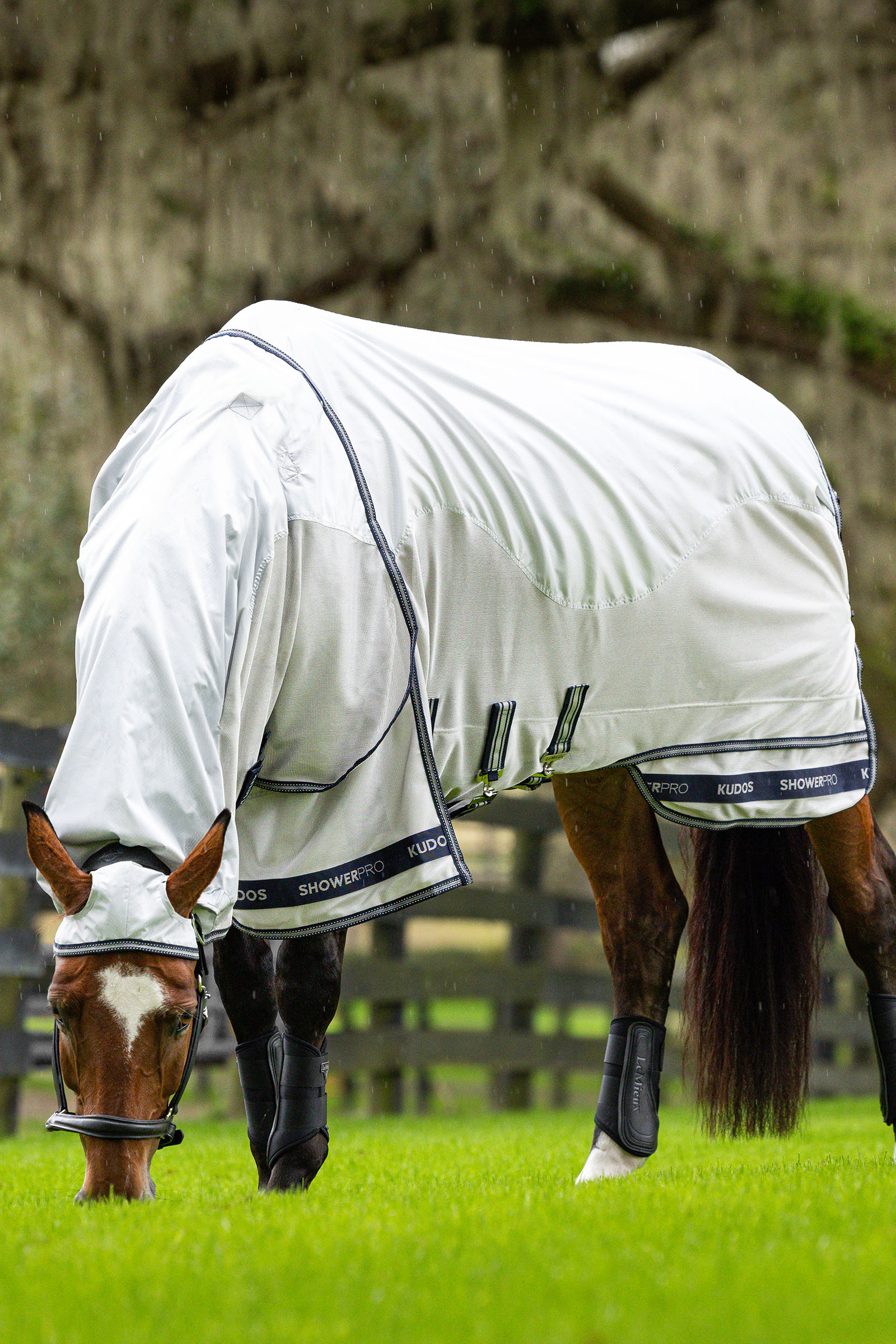 LeMieux Kudos Shower Pro vedenpitävä kärpässuojaloimi