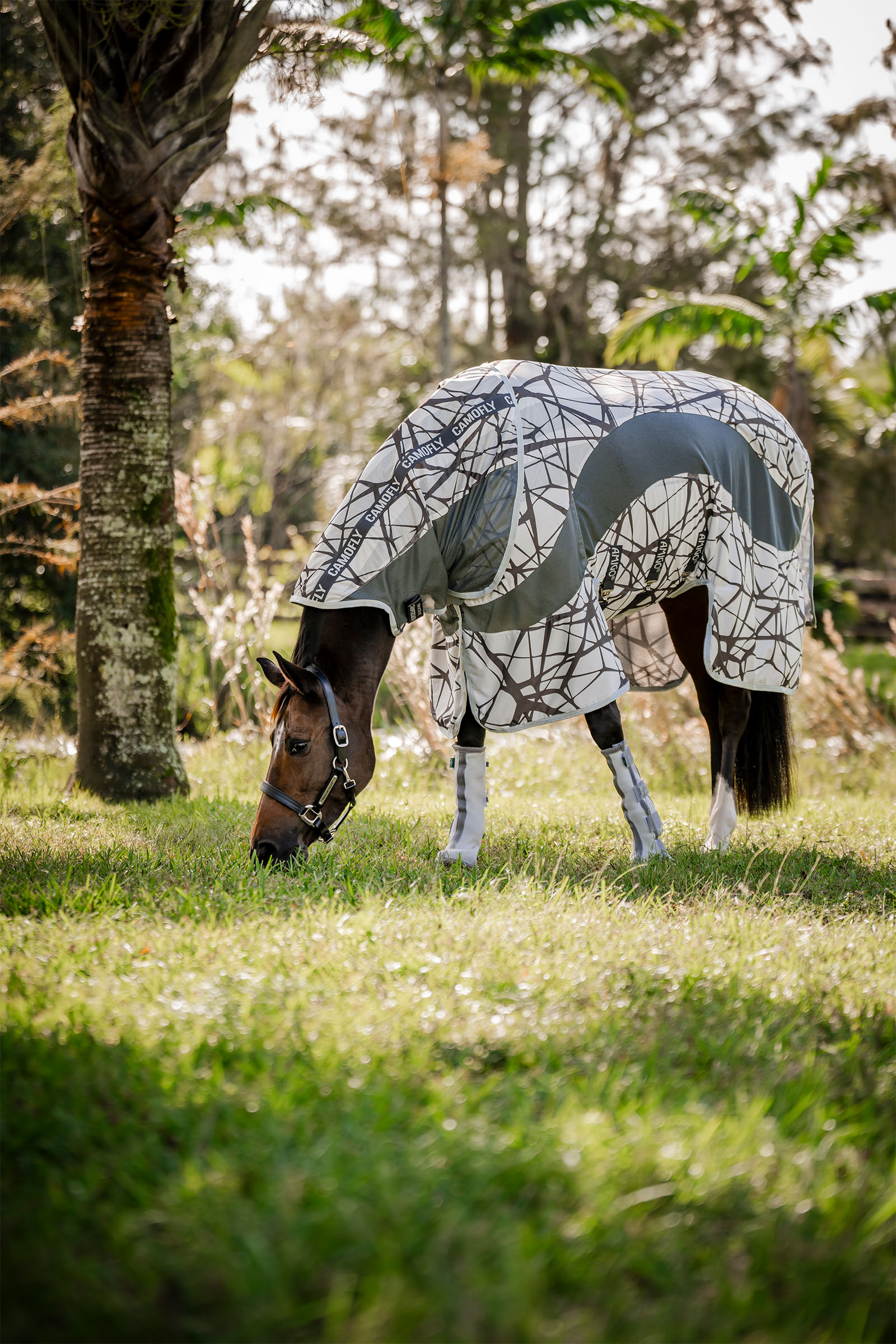 Horseware Amigo CamoFly k&auml;rp&auml;ssuoja loimi irrotettavalla kaulaosalla