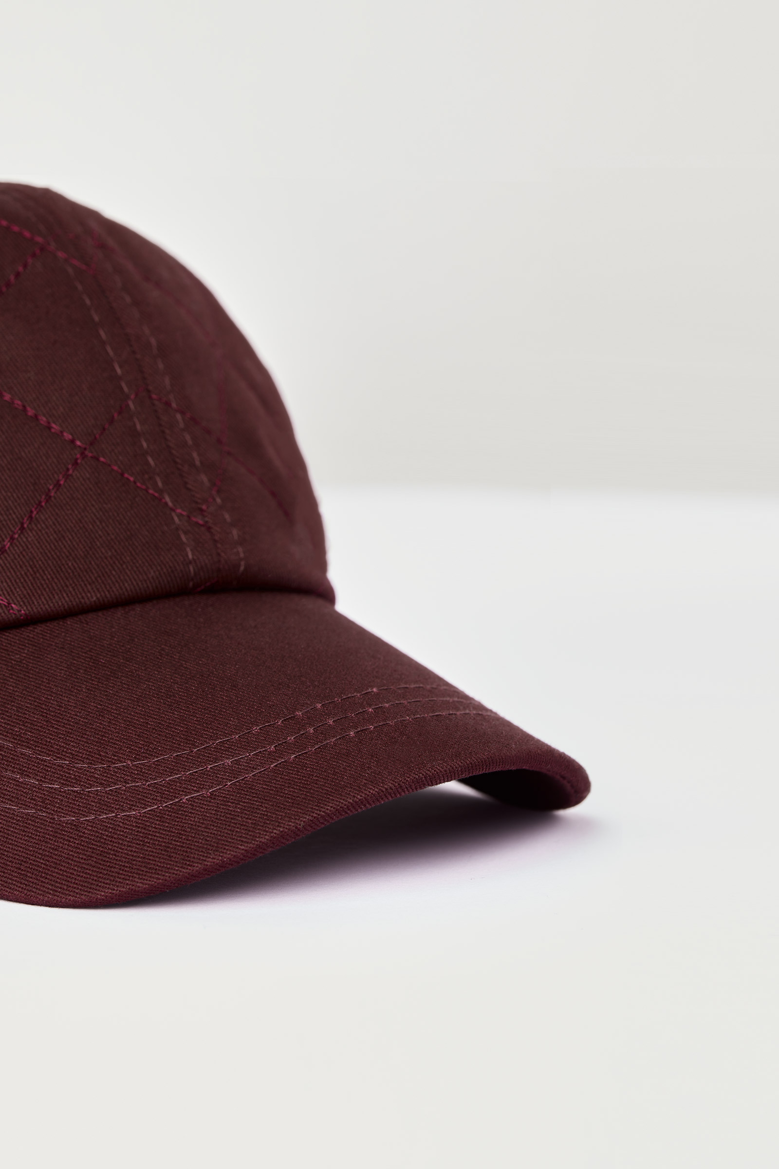 Horze naisten tikattu lippis