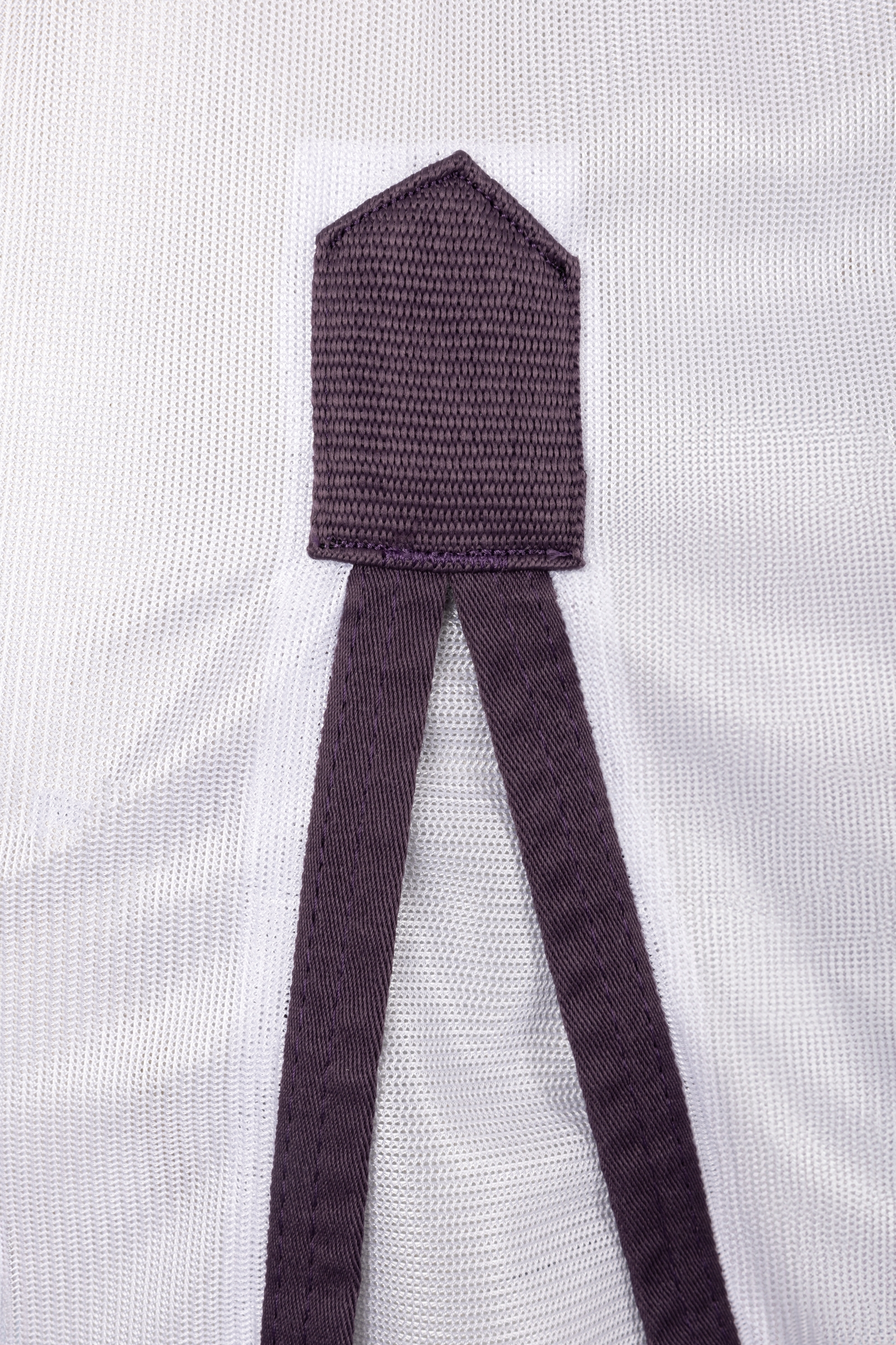 Horze La Paz hy&ouml;nteissetti, sis&auml;lt&auml;&auml; loimen, irrotettavan kaulakappaleen ja hy&ouml;nteismaskin