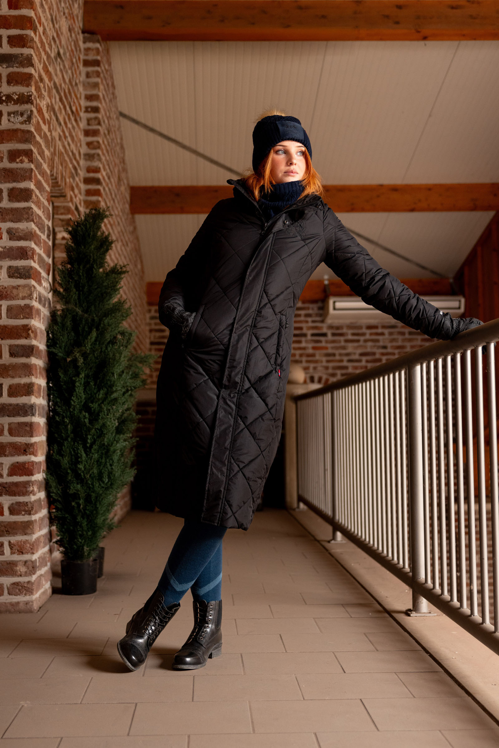 B Vertigo Gem naisten kevyt toppatakki