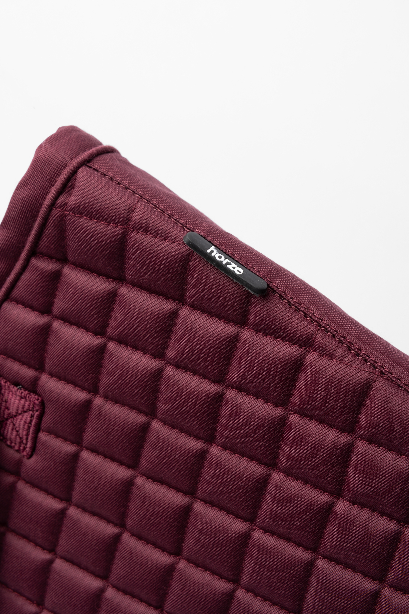 Horze Exeter satulahuopa yleisneliö