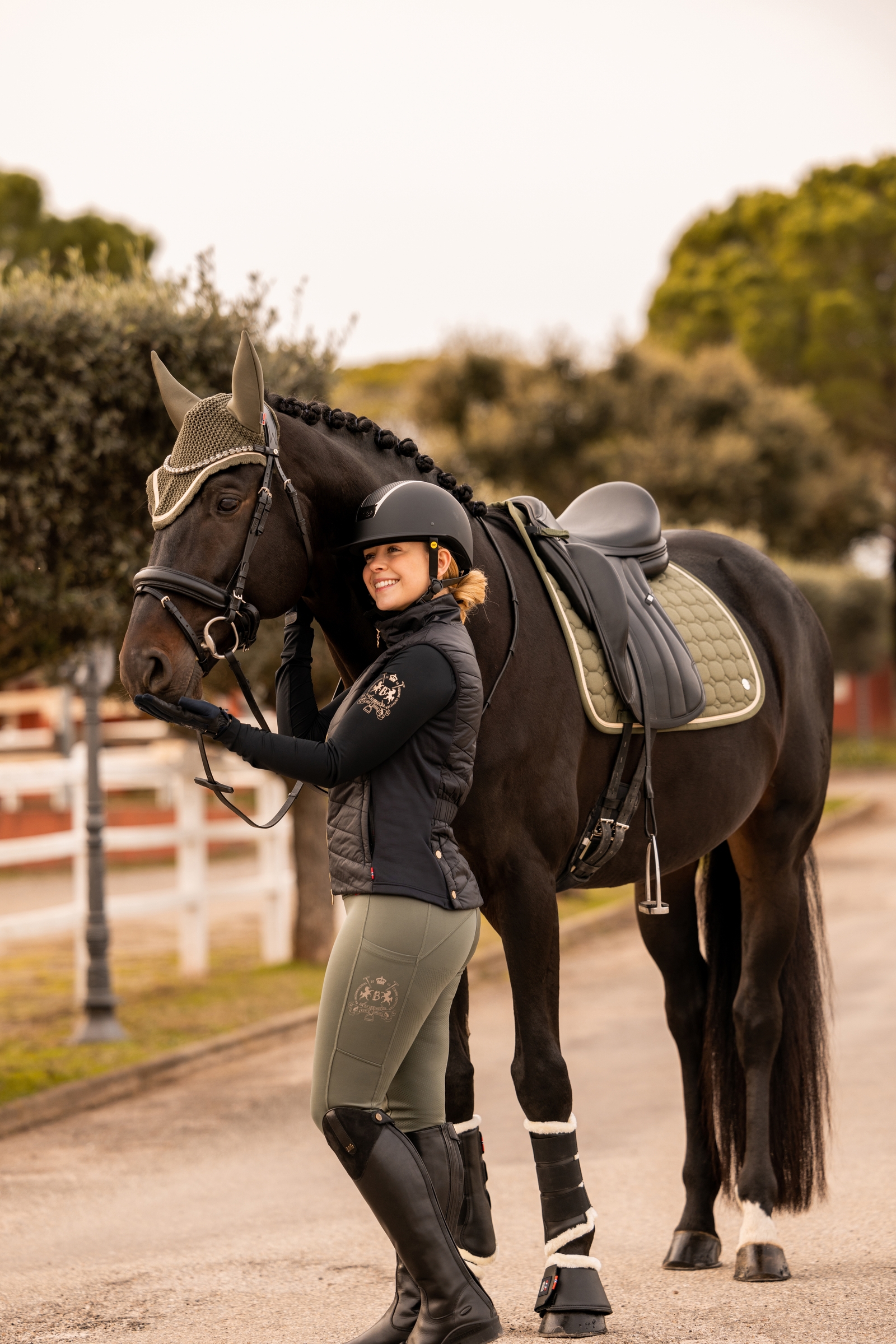 B Vertigo Caitlin naisten korkeavyötäröiset ratsastusleggingsit kokopaikoilla