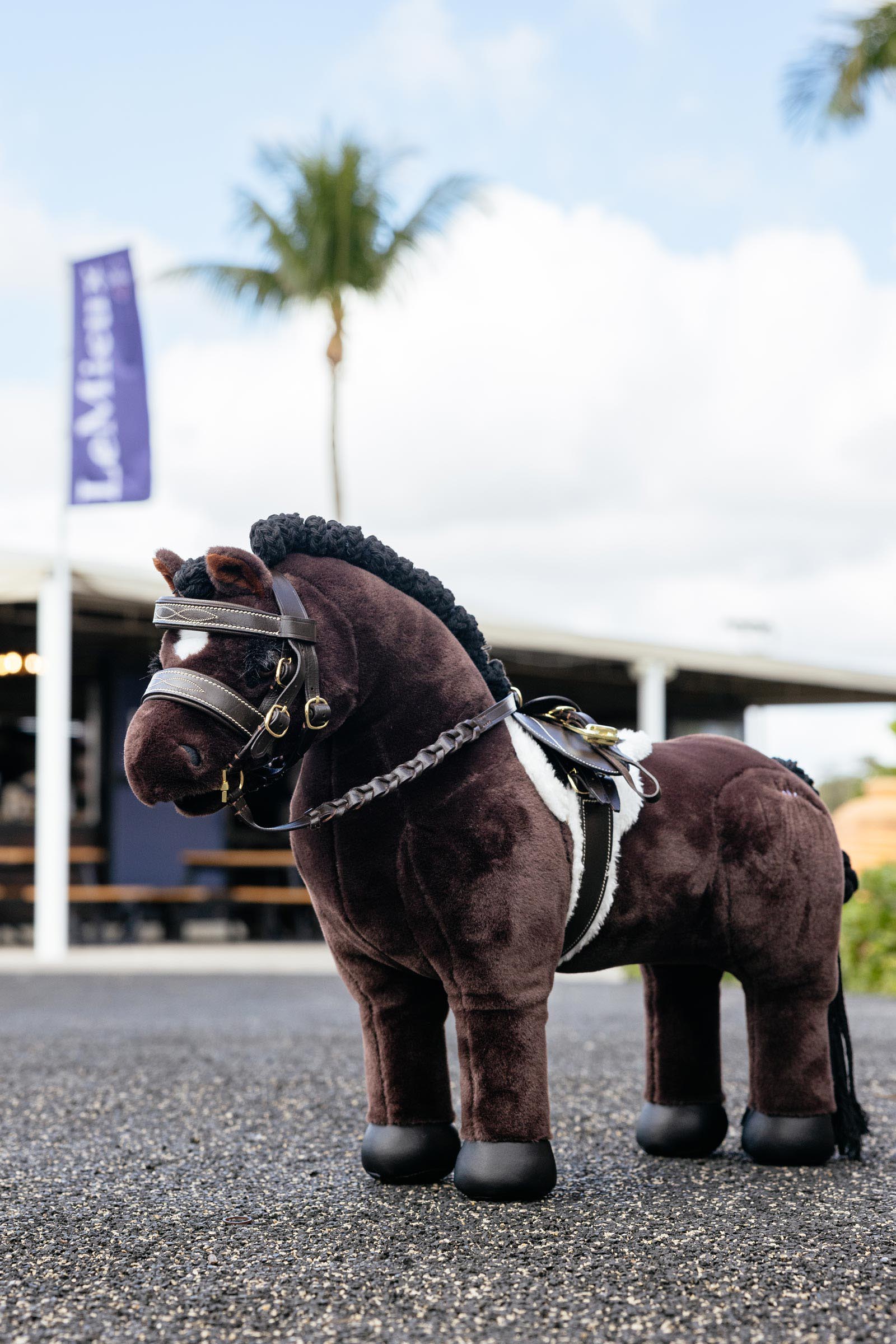 LeMieux Hunter estesatulahuopa ja satulavy&ouml; leluponille