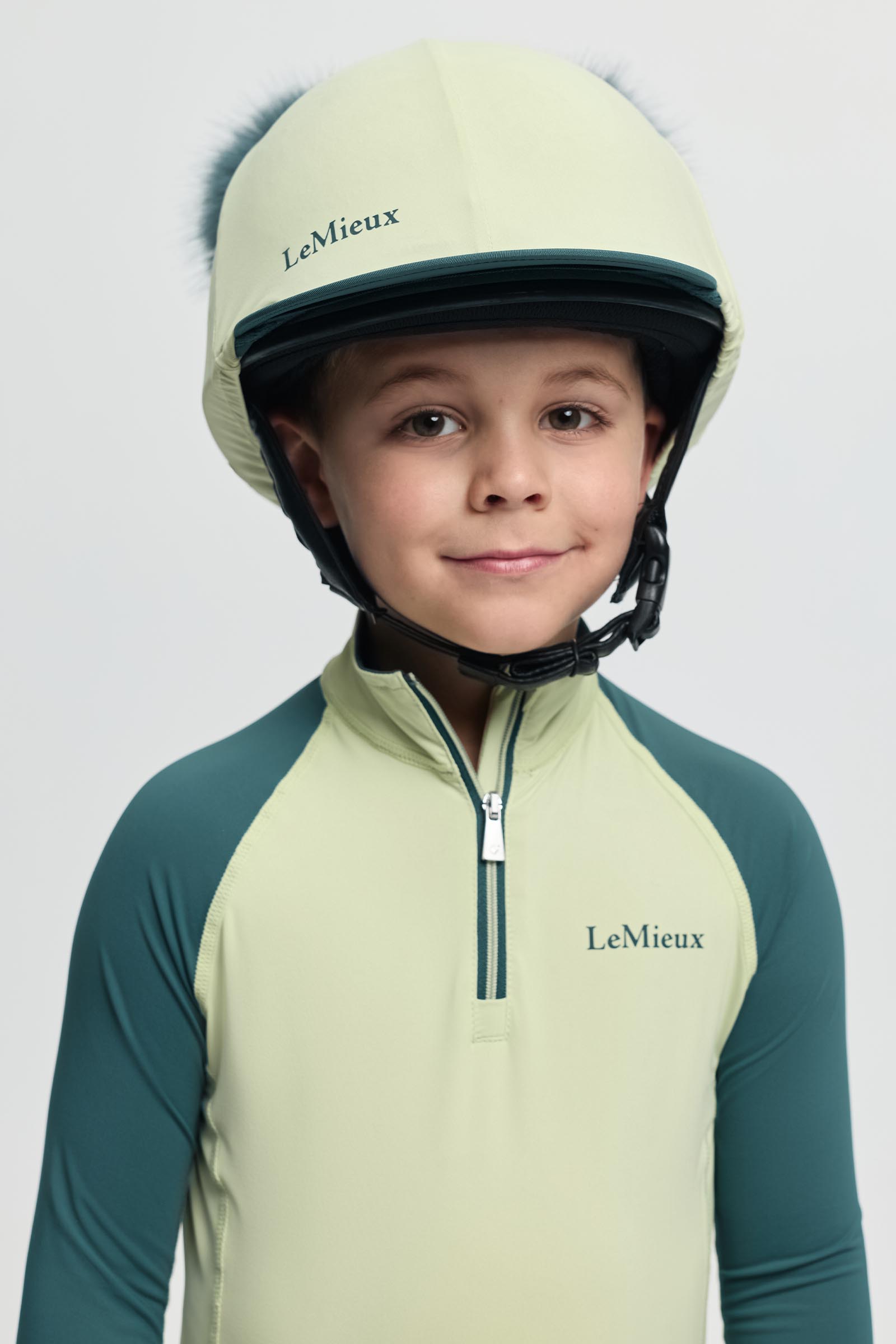 Macaron LeMieux Mini kaksitupsuinen kyp&auml;r&auml;huppu