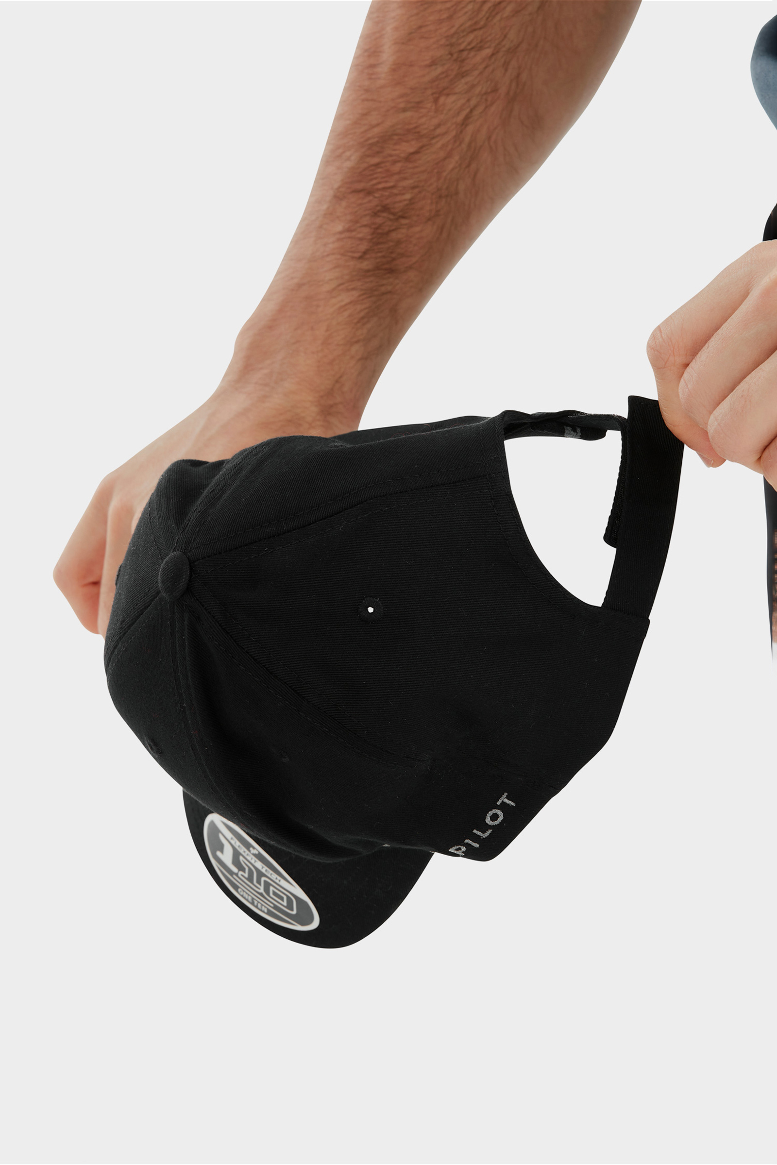 Horse Pilot Flexfit lippis