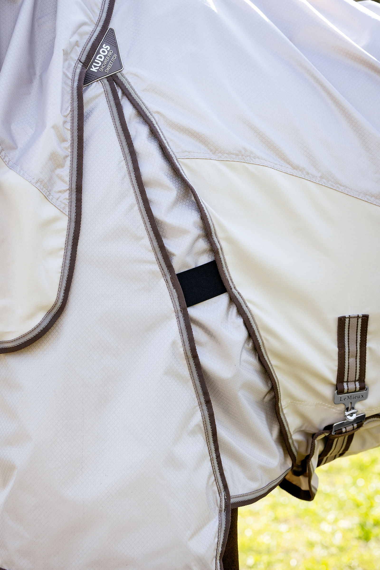 LeMieux Kudos Shower Pro ekseemaloimi irrotettavalla kaulaosalla