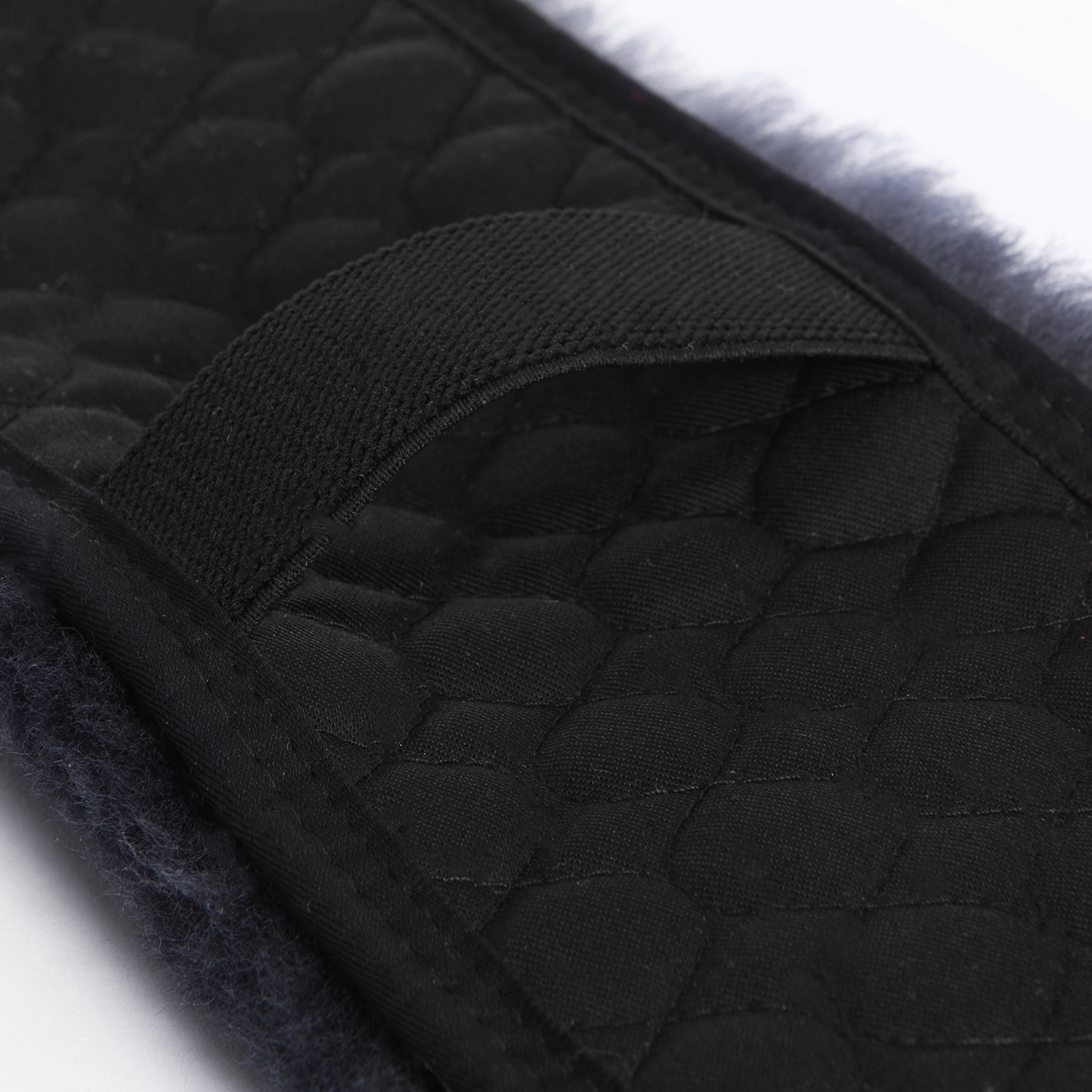 Christ Vatsavyönpehmuste, Universal