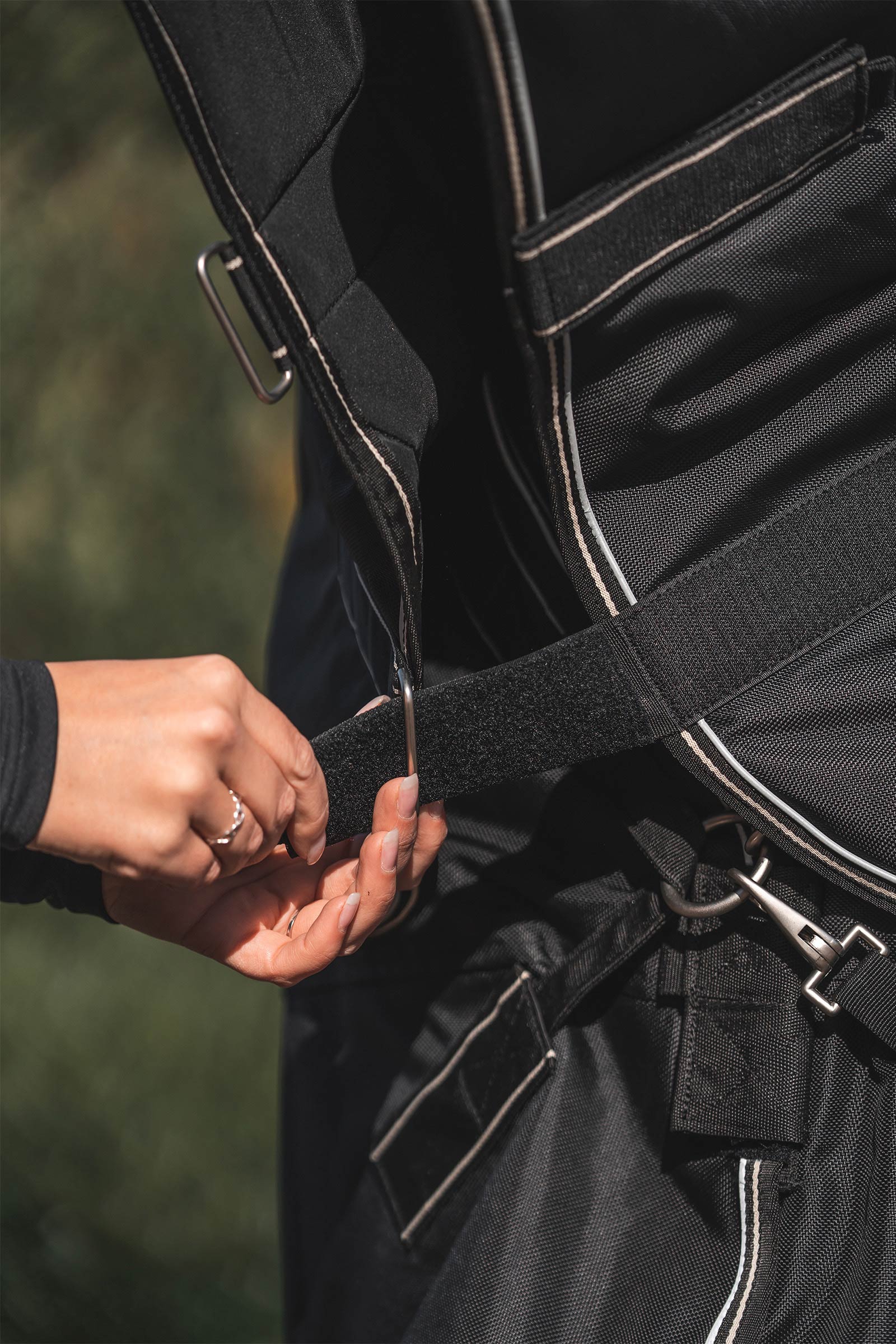 Back on Track Obsidian Ulkoloimi irrotettavalla kaulaosalla, 150g