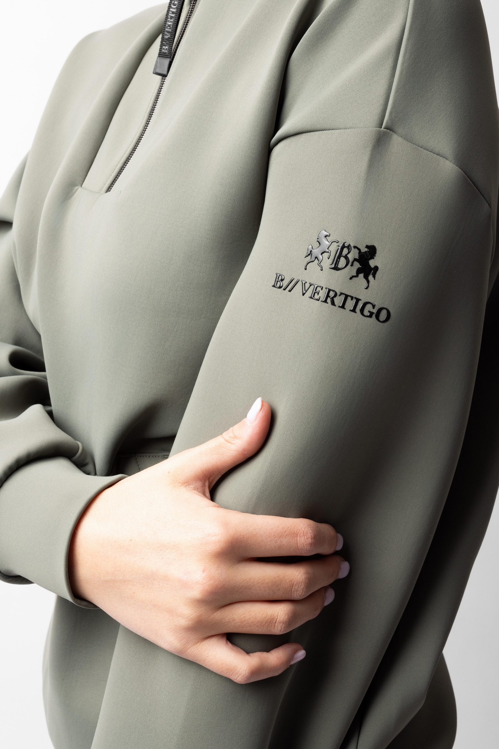 B Vertigo Lilou naisten collegepaita  