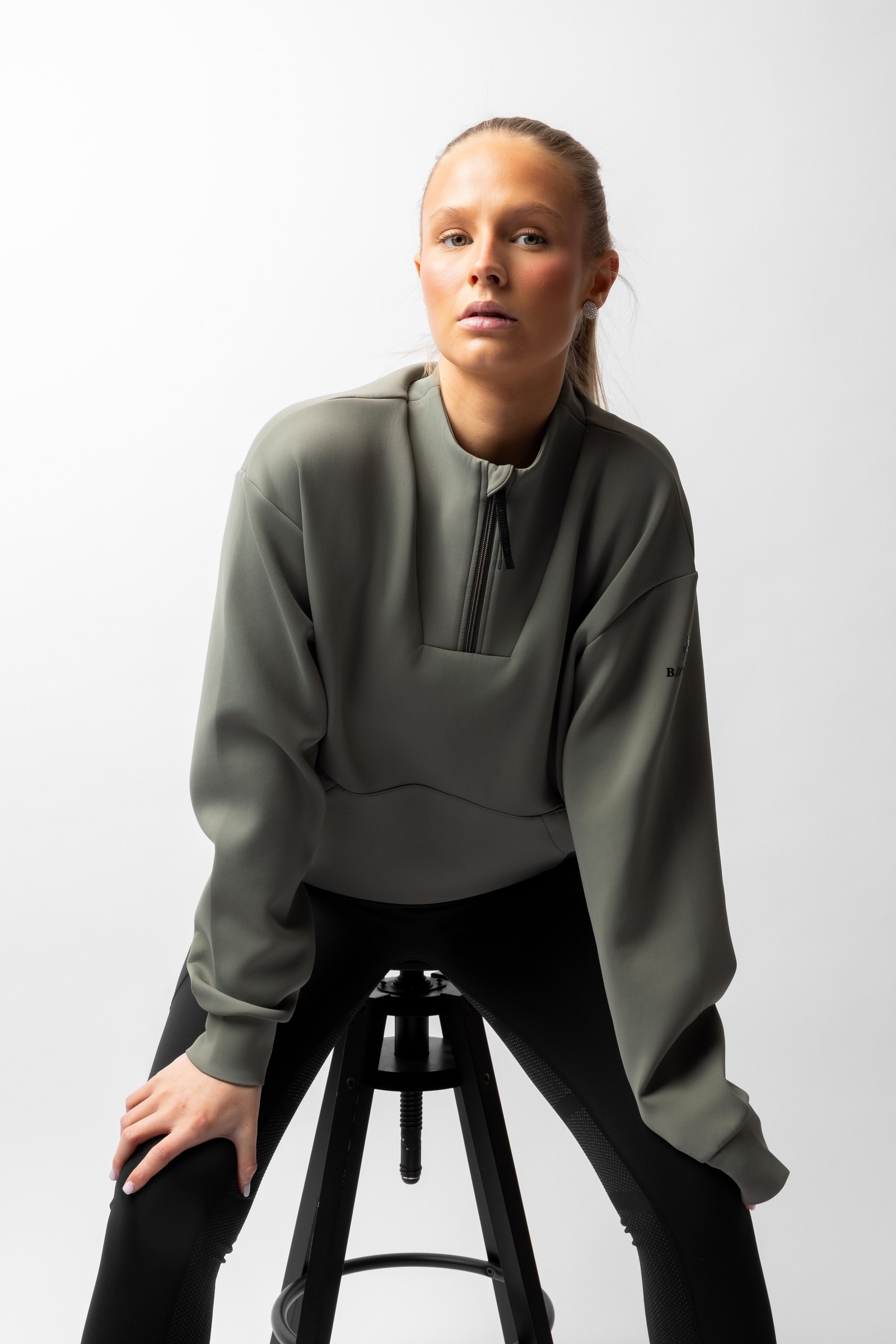 B Vertigo Lilou naisten collegepaita  