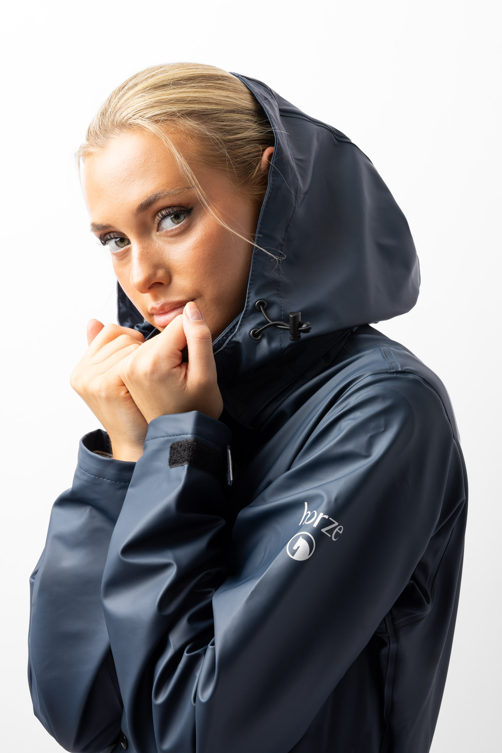 Horze Hazel naisten pitkä sadetakki halkioilla