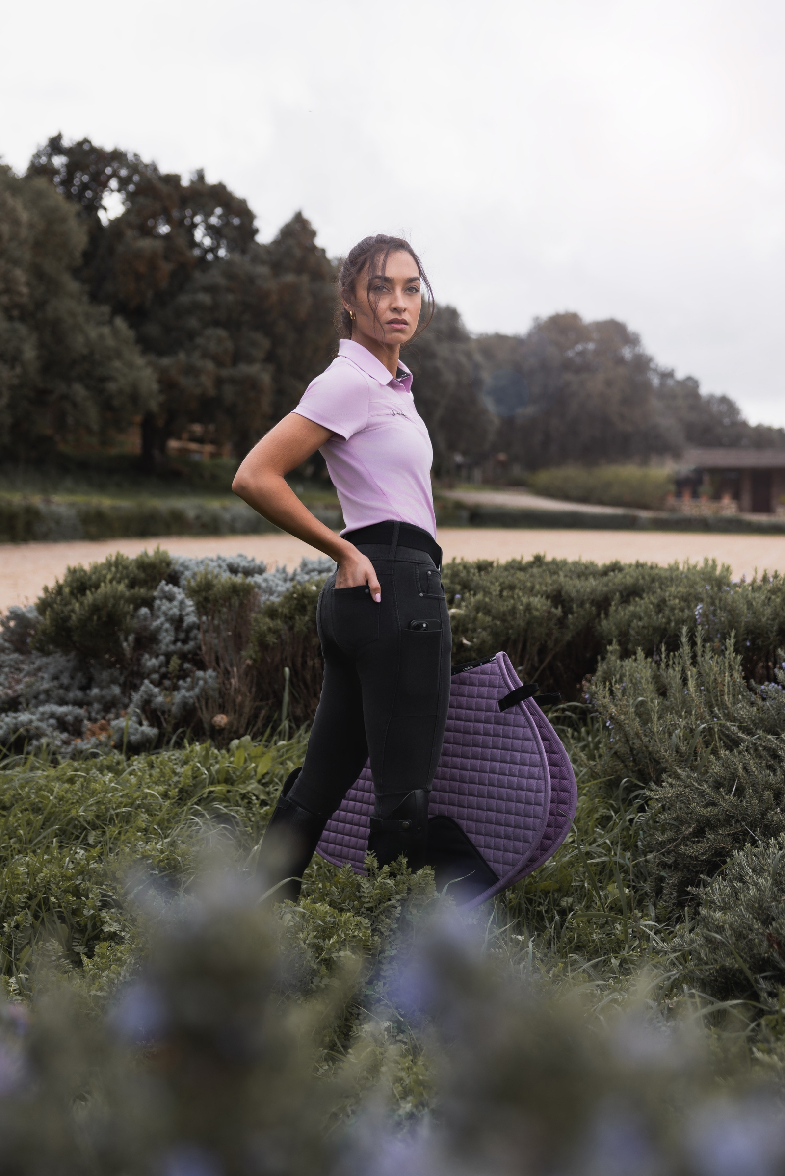 Horze Carolyn naisten farkkukankaiset kokopaikkaiset ratsastushousut  