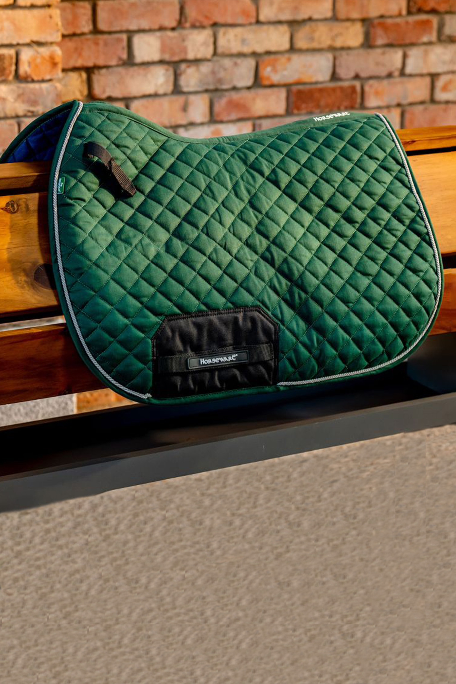 Hunter Green Horseware Signature kevätdressuurisatula