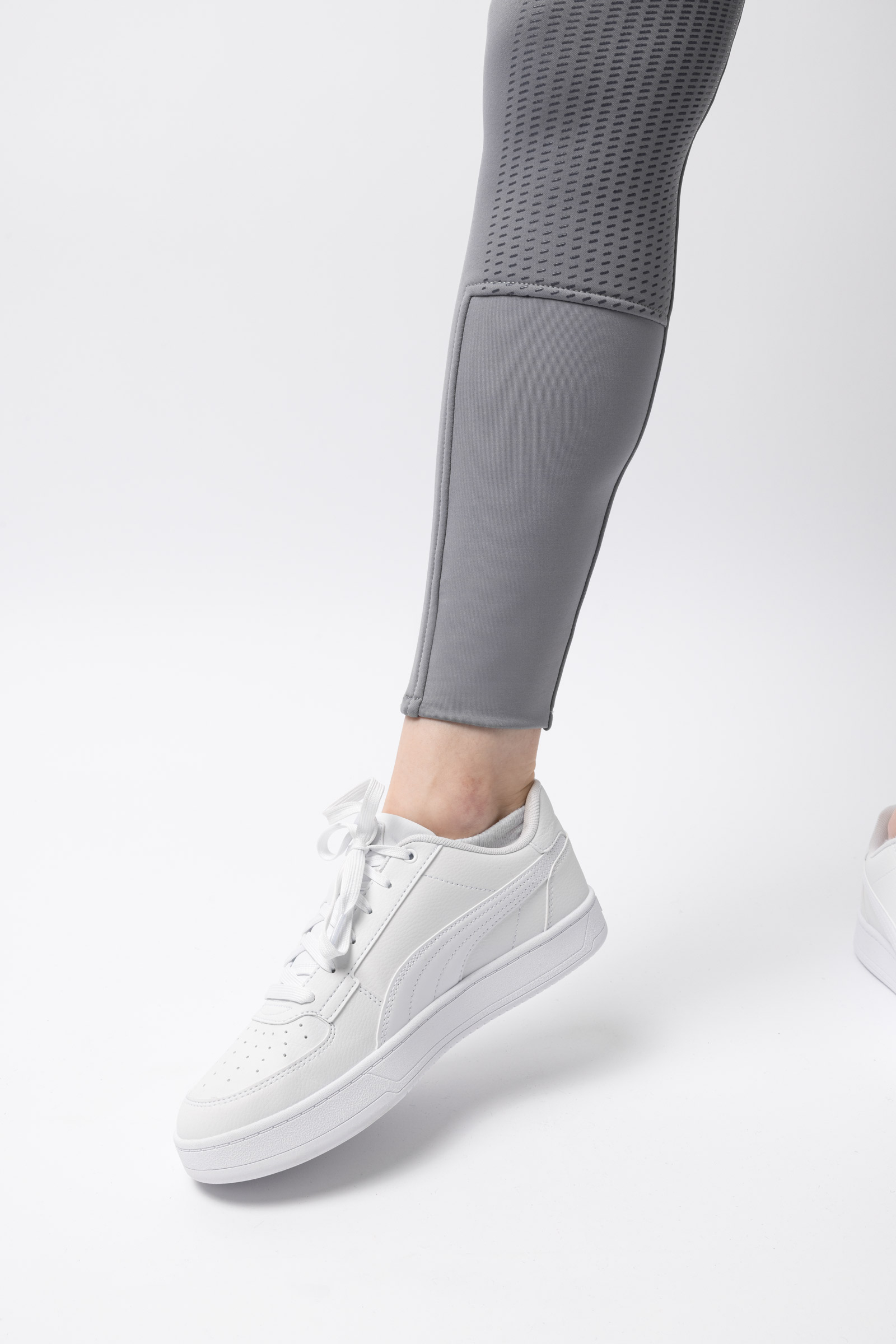 Horze Mira naisten talviratsastushousut kokopaikoilla