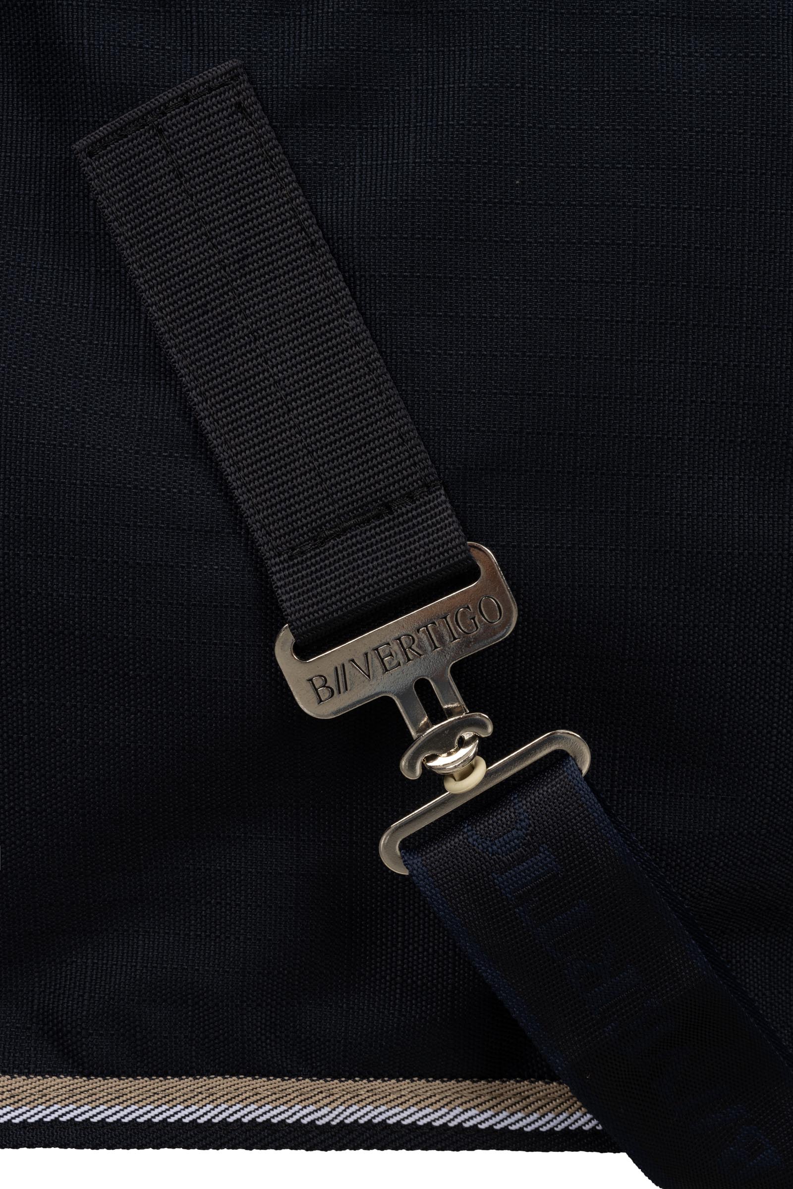 B Vertigo Georgina -ulkoloimi irrotettavalla kaulakappaleella