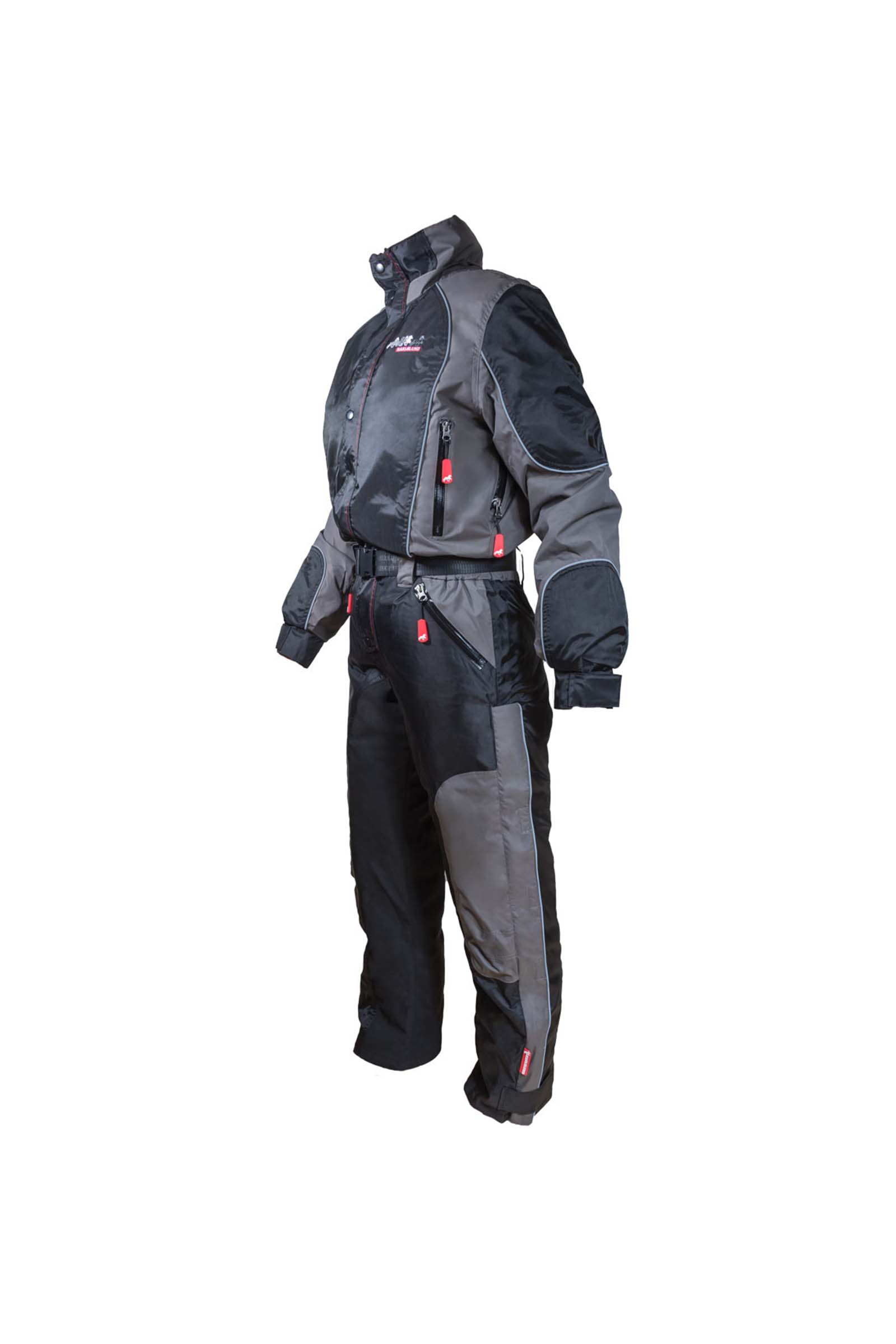 Karlslund Dalvik Winter ratsastushaalari