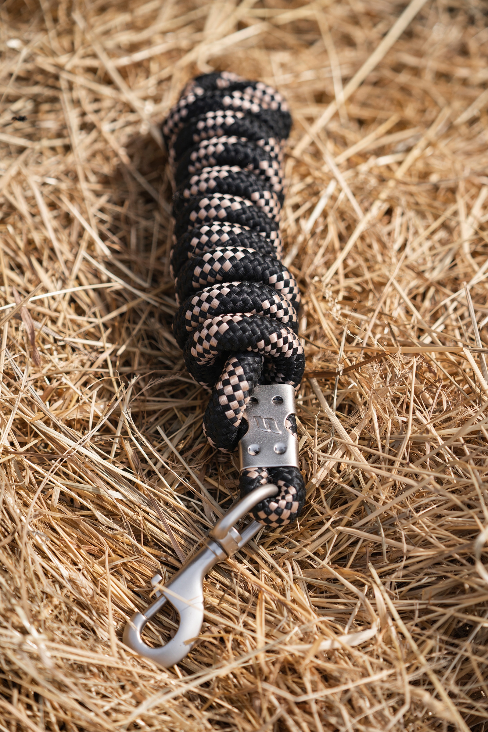 Back on Track Ace Riimunnaru Musta / Ruusukullan Värinen Lukko