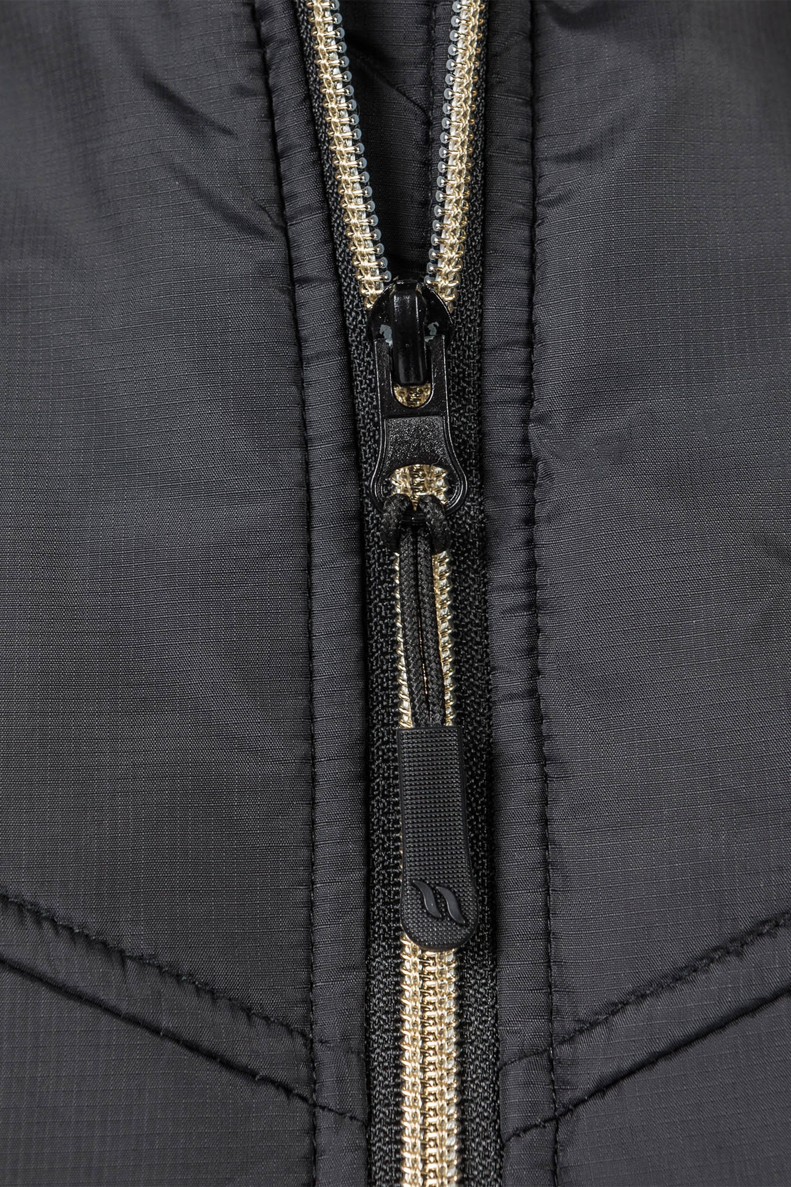 Back on Track Etna Naisten L&auml;mp&ouml;liivi