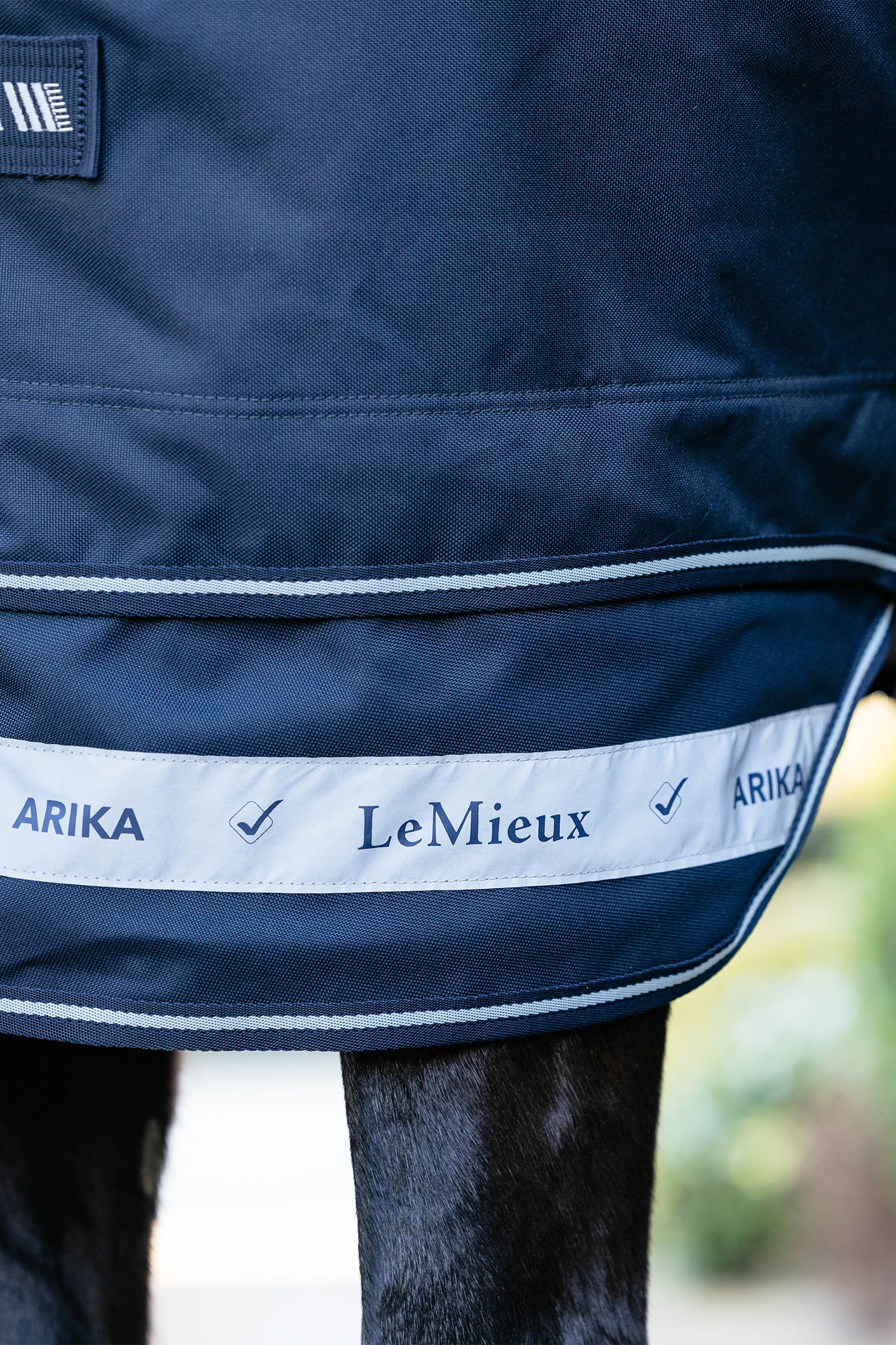 LeMieux Arika Storm-Tek ulkoloimi irrotettavalla kaulakappaleella, 200 g